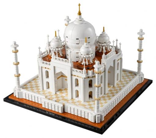 LEGO® Architecture Taj Mahal: A Detailed Model for Display - Image 3
