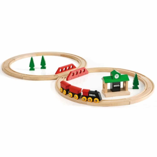 BRIO Classic Figure 8 Train Set - Image 3