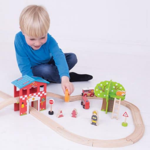 Bigjigs Fire Station Train Set