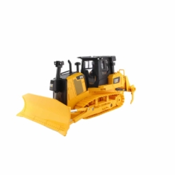 Diecast Masters CAT D7E Remote Controlled Track Type Tractor 1:24 2.4Ghz