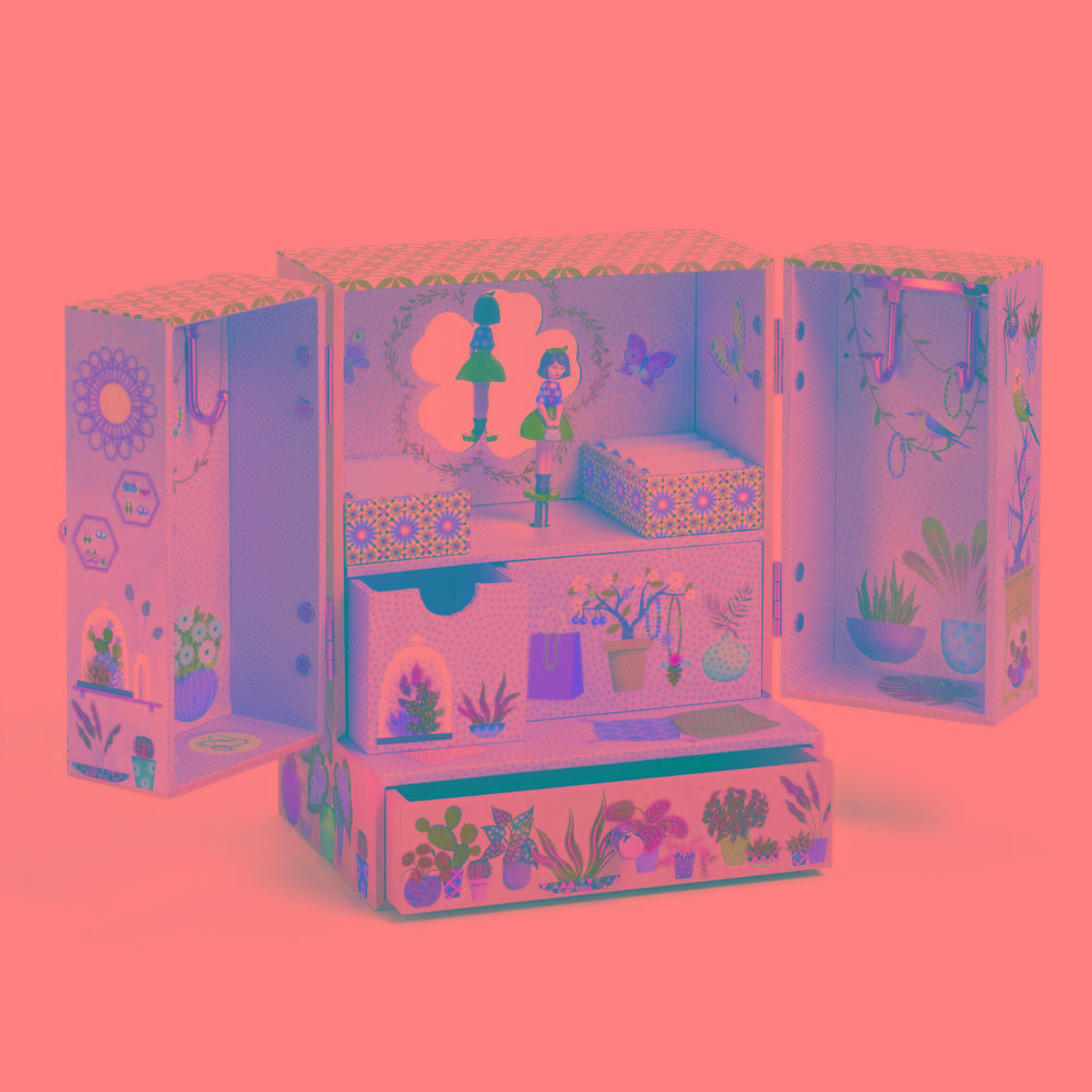 Garden drive square jewelry box on sale