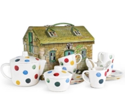Emma Bridgewater Emma Bridgewater Polka Dot 19 Piece House Box Tea Set