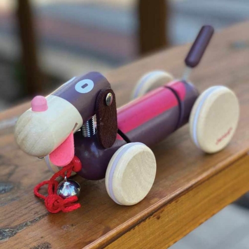 Janod Pull Along Sausage Dog - Image 3