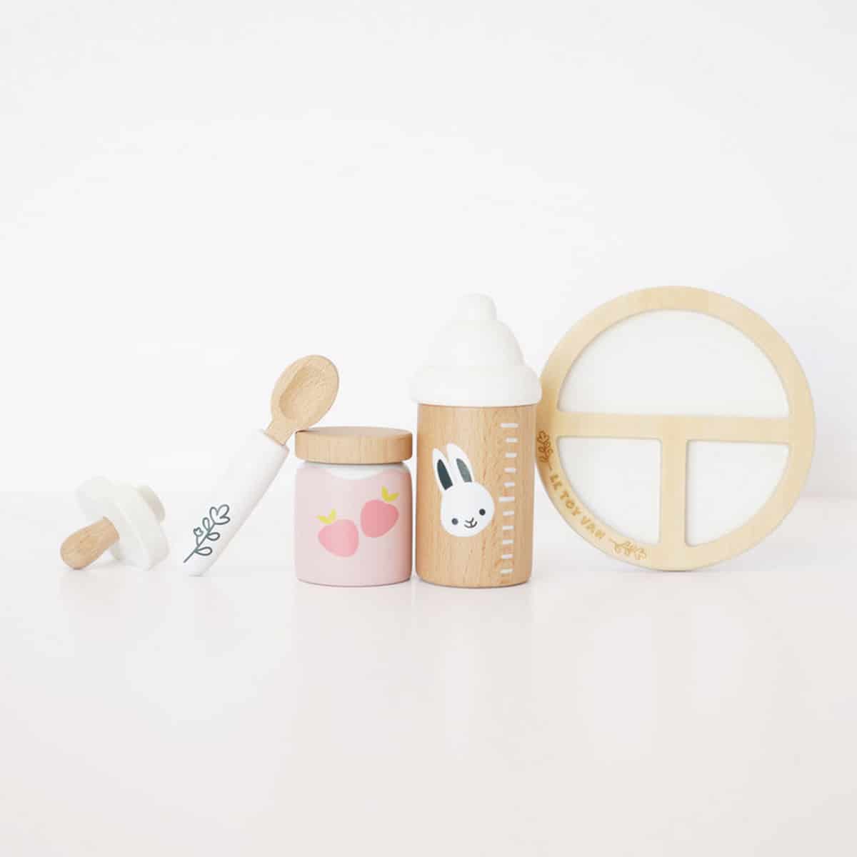Le Toy Van Wooden Doll Nursing Set - Image 3