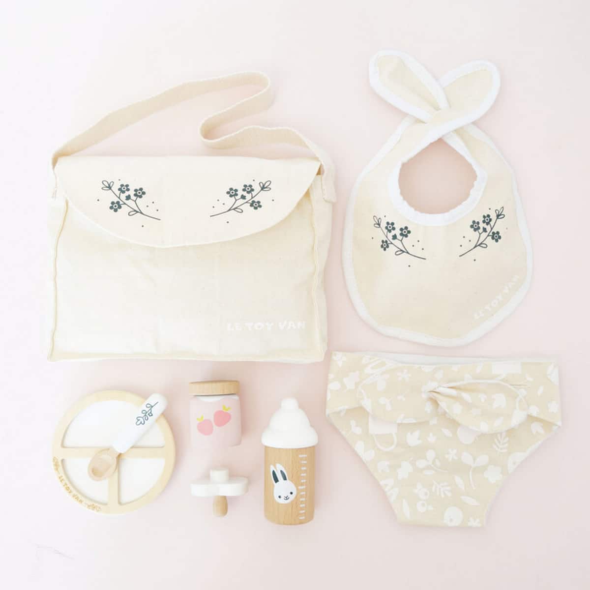 Le Toy Van Wooden Doll Nursing Set - Image 2