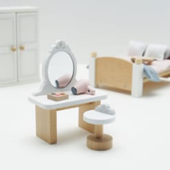 Le Toy Van Daisy Lane Master Bedroom Furniture