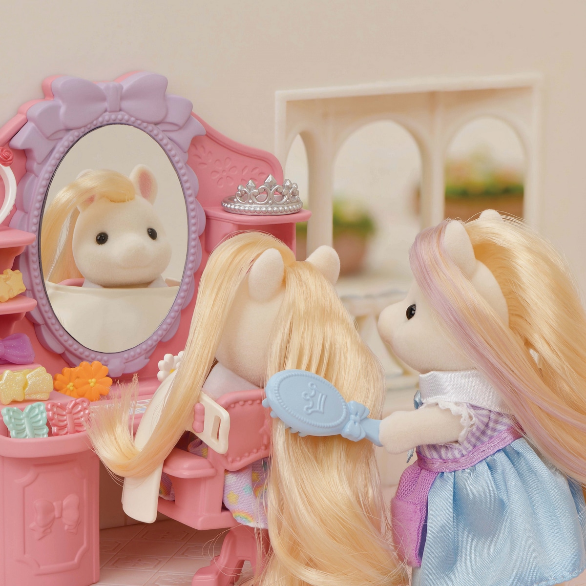 Sylvanian Families Pony's Stylish Hair Salon