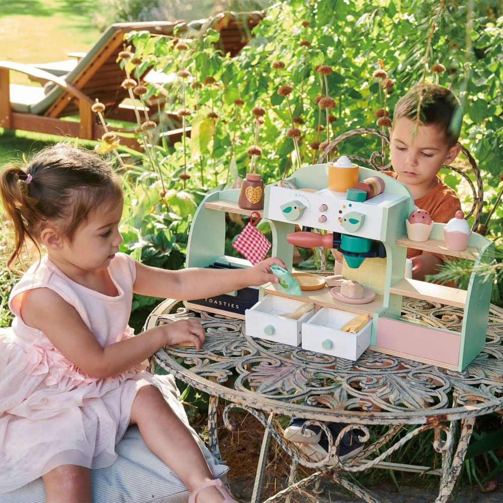 Tender Leaf Mini Chef Bird's Nest Cafe