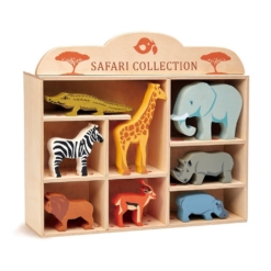 Tender Leaf Safari Animal Set in Wooden Display Unit