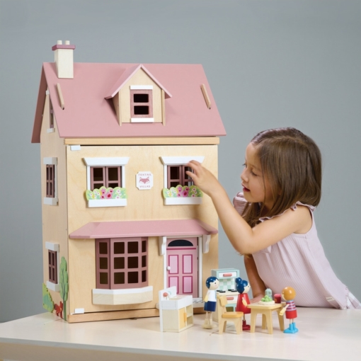 Tender Leaf Toys Foxtail Villa Dollhouse Furnished