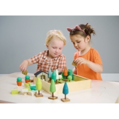 Tender Leaf Toys Little Garden Designer Set