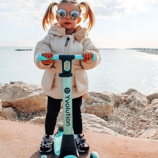 Yvolution Glider Scooter Green