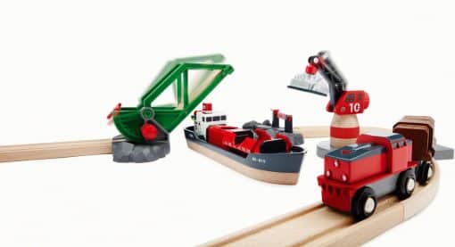 BRIO Cargo Harbour Set - Image 3