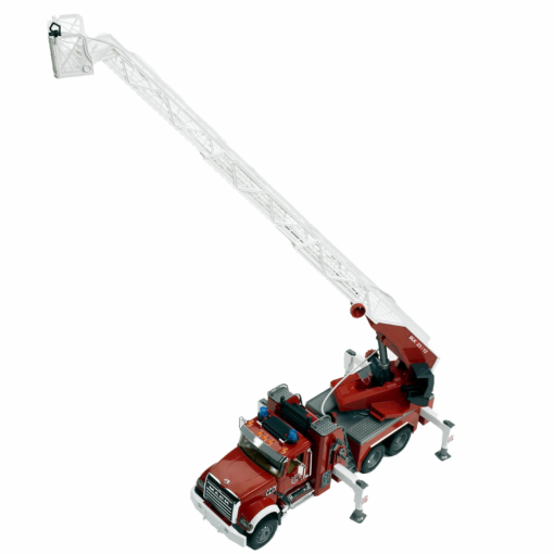 Bruder MACK Granite Fire Engine 02821 - Image 4
