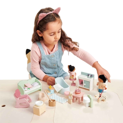 Tender Leaf Dolls House Countryside Starter Furniture Set - Image 2